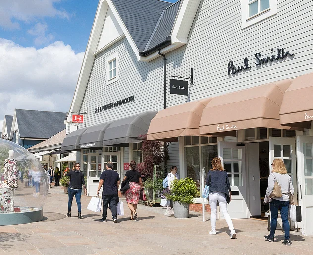 bicester-village-shopping-tour-transfer 3